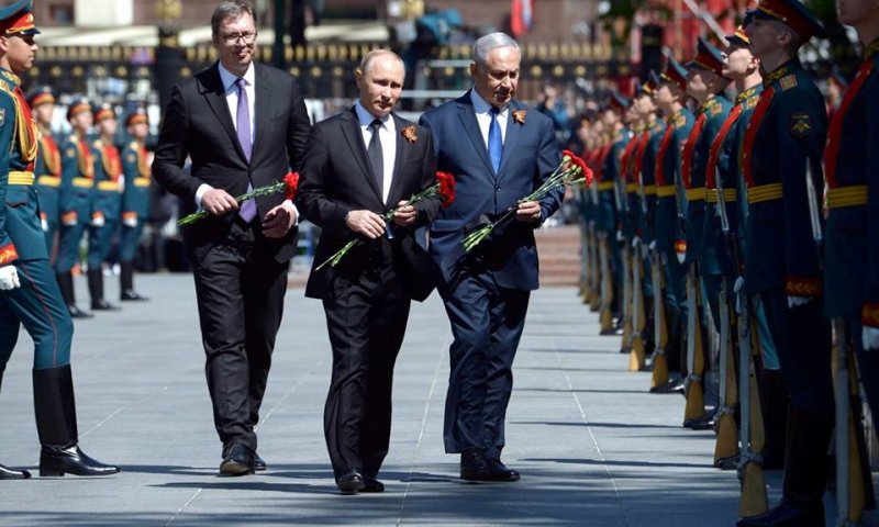 עוצמתי:נתניהו ואלפי חיילים במצעד הניצחון ברוסיה. צפו