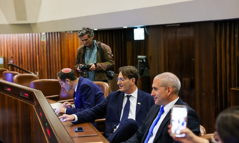 לומדים ומתרגלים: הח"כים החדשים הגיעו לכנסת