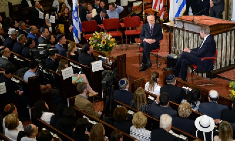 מכה לנתניהו: מאות רבנים תומכים באובמה