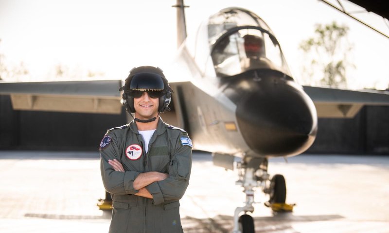 בוגר קורס טייס לסרוגים: "100% מעצמך כל הזמן"