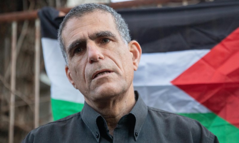 מוסי רז נגד בנט: ההשוואה בין עודה לנתניהו מקוממת