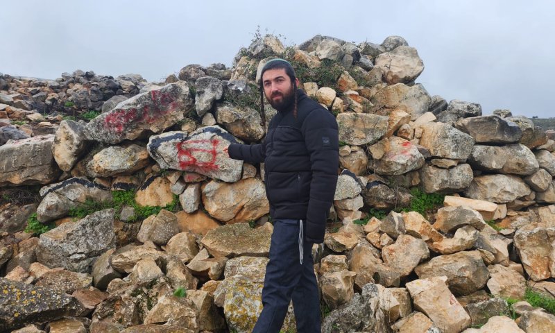 סוכות בהר עיבל: "נעשה סוף לחילול מזבח יהושע"