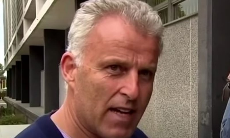 דרמה בהולנד: עיתונאי נורה למוות מחוץ לאולפן