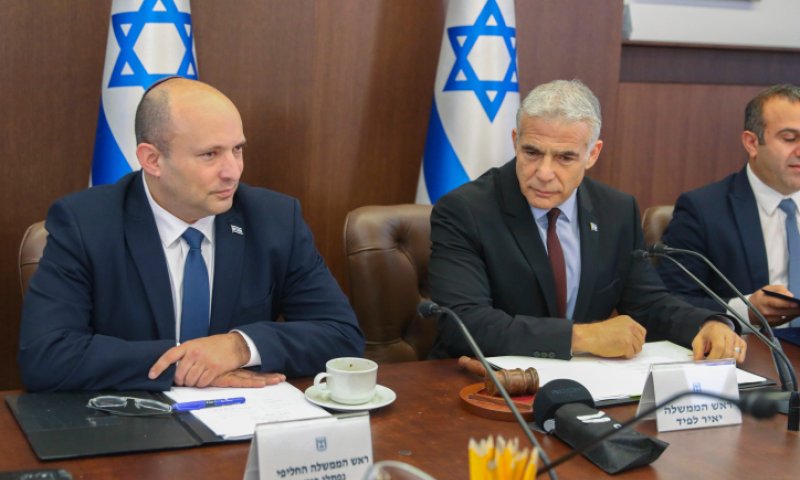 "החליט להיעלם" | בנט סירב לעוד הצעה של לפיד