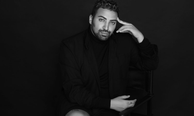 משתתף המירוץ למיליון מונה כיועץ של מותג איפור