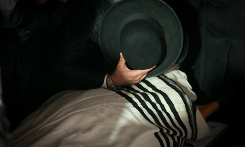 לנצל את הטרגדיה הזו לסגירת חשבונות עלובה?