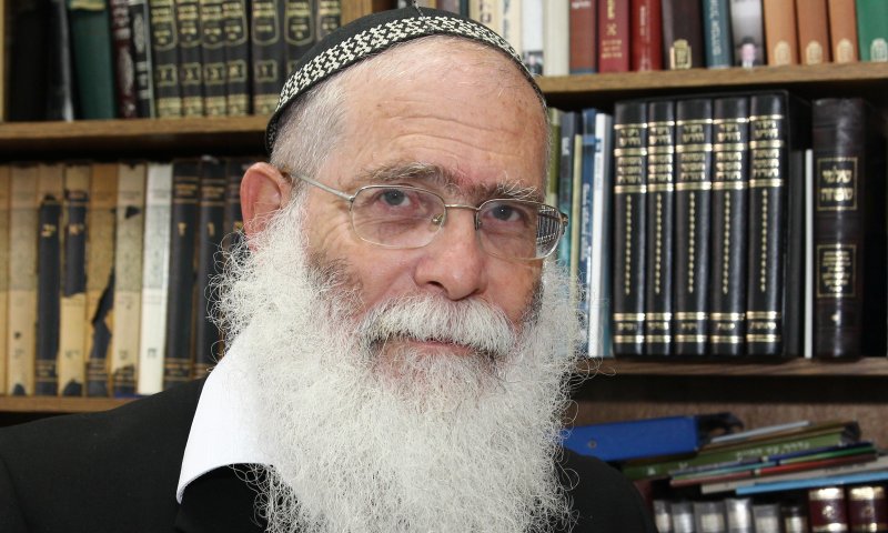 הרב לבנון על עצרת החרדים: "חיפשתי את קולה של תורת אמת, לא מצאתיה"