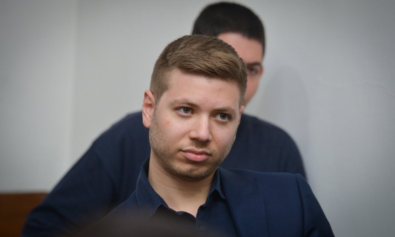 יאיר נתניהו: "בנט שרף לגוש הימין 4 מנדטים"