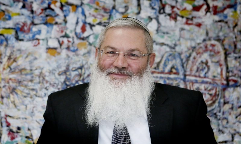 לשכת נתניהו התערבה; הנקמה של יעלון בוטלה