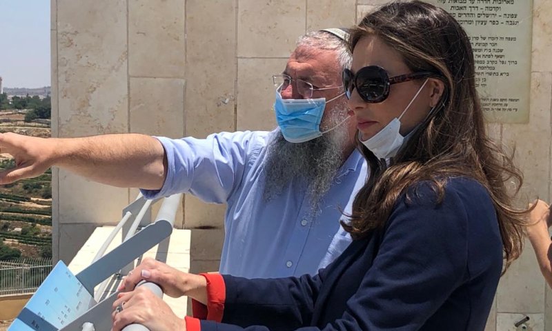 ינקלביץ בגוש עציון: "נכס בטחוני ואסטרטגי לישראל"