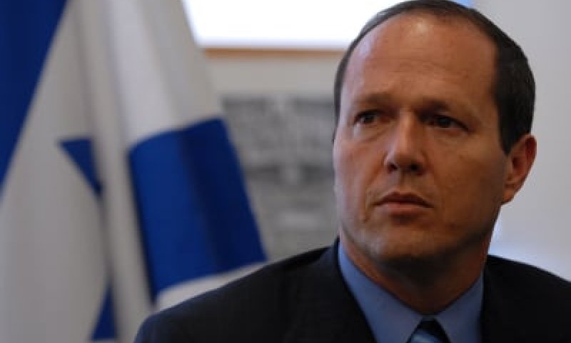 "להכניס את המשטרה אל תוך השכונות הערביות"