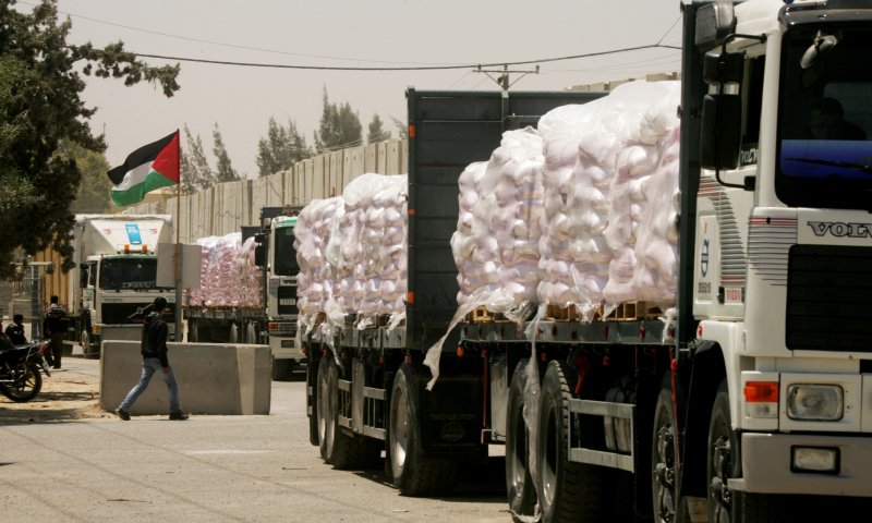 נהג משאית חסם את מעבר הסחורות לעזה
