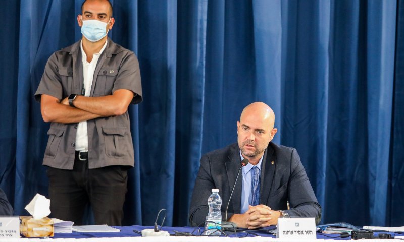 שכונה בקואליציה: 2 שרים וח"כ הצביעו עם האופוזיציה