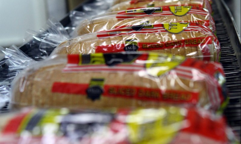 עוד מכה כלכלית: מחיר הלחם מתייקר