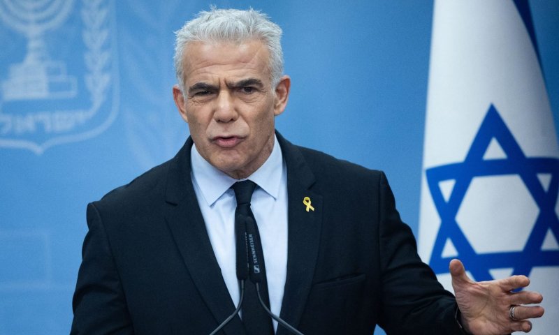 לפיד נגד לוין: "מעמיק עוד ועוד את הכאוס והמשבר החוקתי"