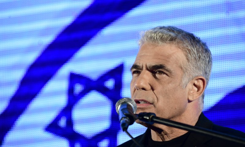 לפיד: בביוגרפיה של נתניהו דבריו כבר הובילו לאלימות