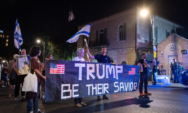 המשפחות מגיבות לדברי טראמפ ש-10 חטופים ישוחררו בקרוב