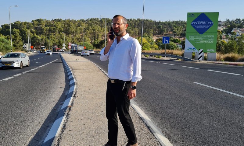 גנץ עונה למיכאלי: "פיתוח כבישי יו"ש לא יעצור"