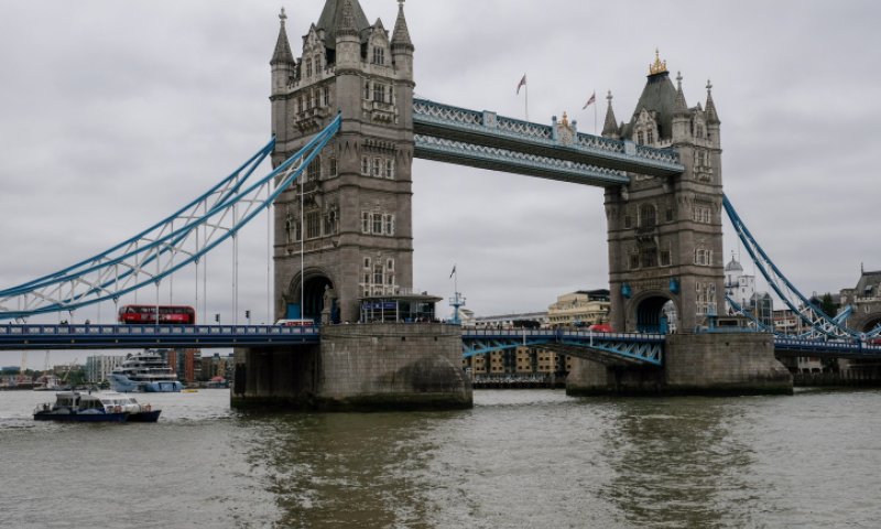 ההכרזה על דנמרק ובריטניה כמדינות אדומות תידחה