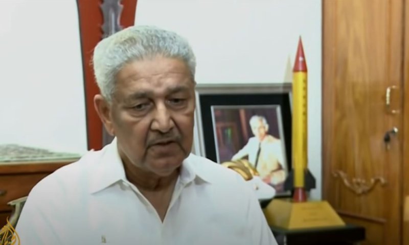 פקיסטן: "אבי פצצת האטום" מת בגיל 85