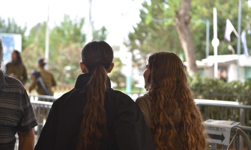 לראשונה: 2 בנות עברו את המיונים ליחידה 669