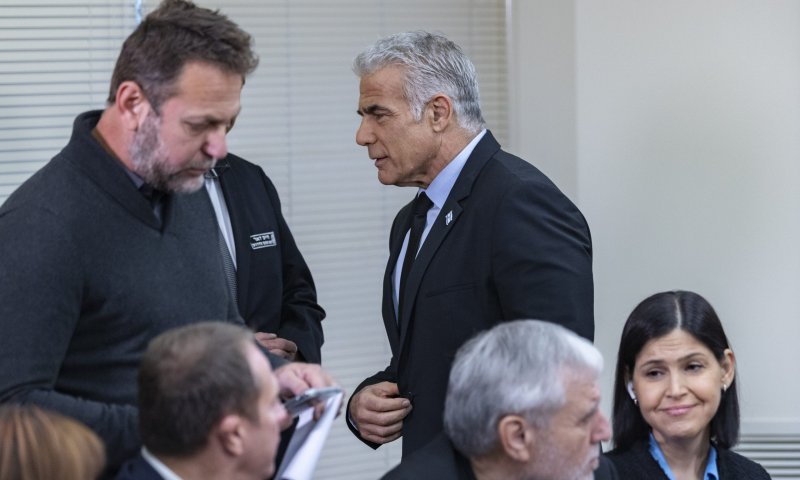 יועצו של לפיד: לא אעשה מילואים תחת שלטון נתניהו