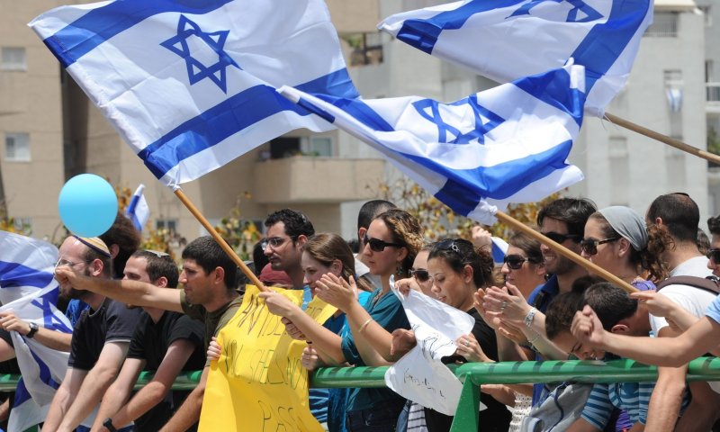 מאבק משותף של ארגוני ימין ושמאל נגד חוק איסור הפגנות