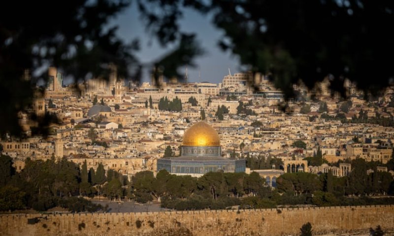 ירה באוויר והתפרע בהר הבית: אישום נגד קטין בן 16