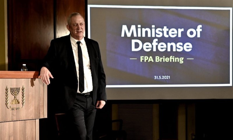 גנץ לכתבים זרים: "השבת הבנים &ndash; תנאי לשיקום עזה"