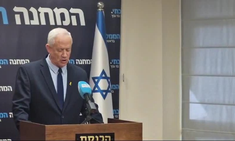 גנץ פנה לנתניהו: "אם תפטר את ראש השב"כ, זה לא יסלח לך"