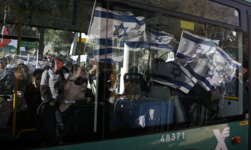 "הנהג שלנו": הסיפורים המרגשים מאחורי הקלעים