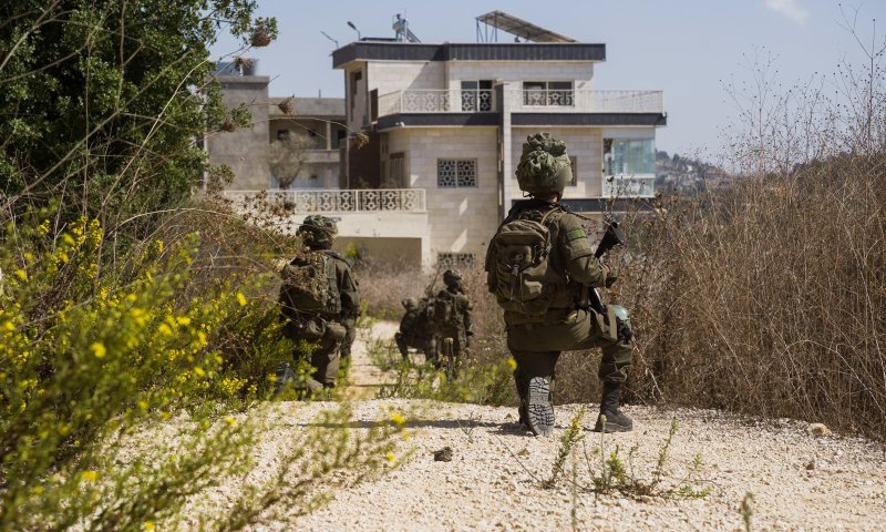 "לא נגמר לנו הכוח": לוחמי גולני פשטו על יעדים חדשים בלבנון