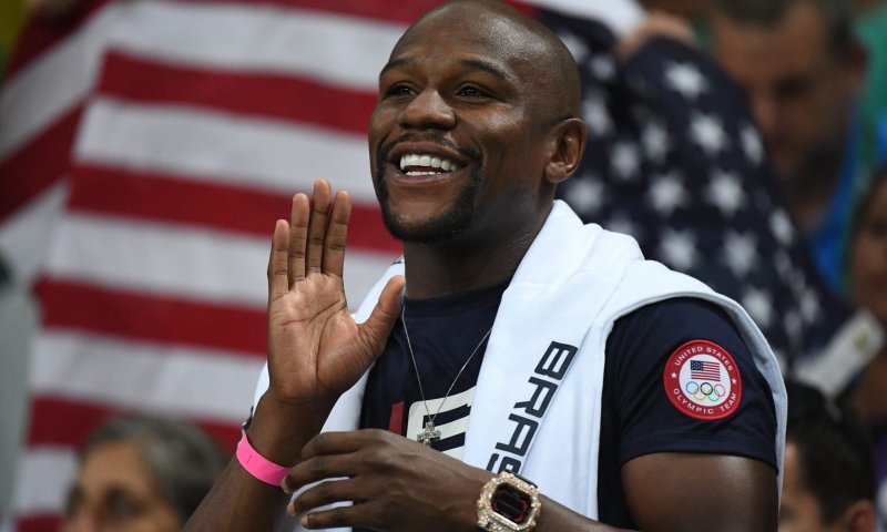 המתאגרף פלויד מיוות'ר נפגש עם הרב איתיאל גולדוויכט