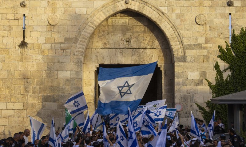 התנאי ההזוי של המשטרה לקיום הריקוד דגלים