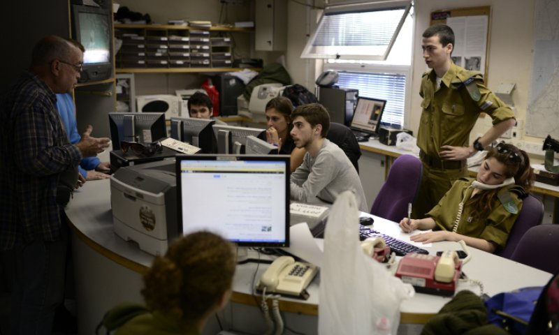 כבוד למגזר: כמחצית מקורס העיתונאים בגל"צ- סרוגים