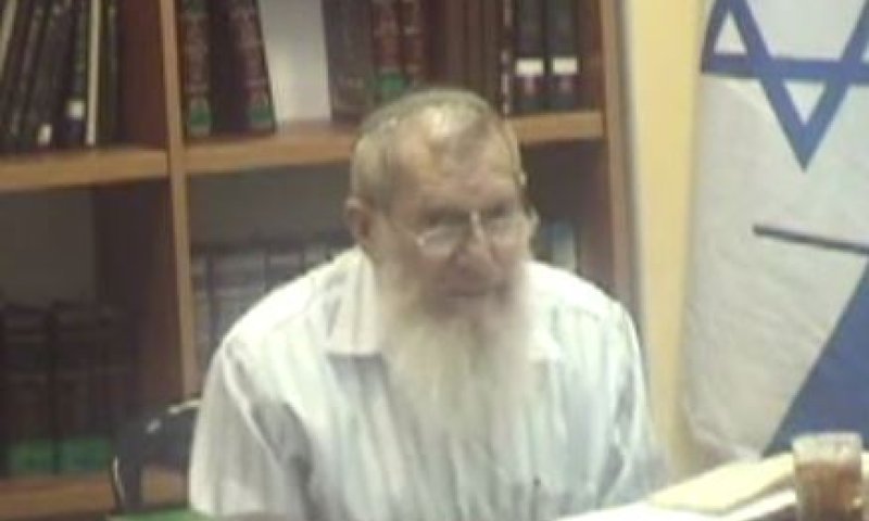 ברוך דיין האמת: נפטר אביו של הרב צבי קוסטינר