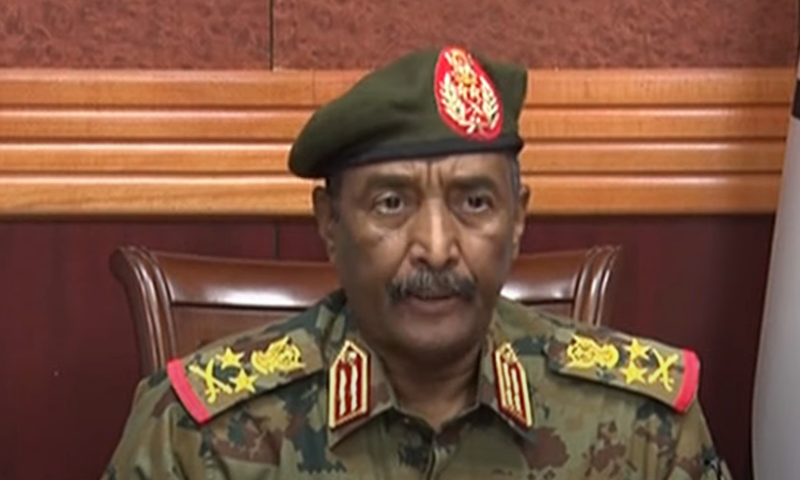 מוביל ההפיכה בסודן: "אני שומר על רה"מ אצלי בבית"