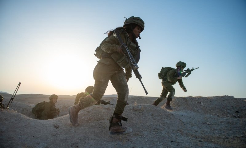 צעירות הגישו בג"צ: רוצות לשרת בחי"ר מתמרן