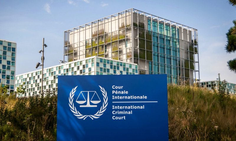 מתקפה על התובע בהאג: "אנטישמי, פשע היסטורי"