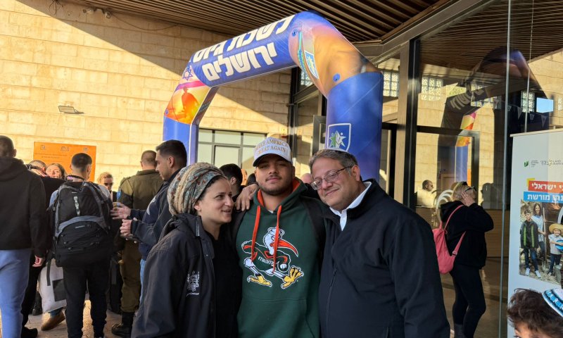 "תביא לנו את הניצחון": שובאל בן גביר מתגייס ליחידה מובחרת