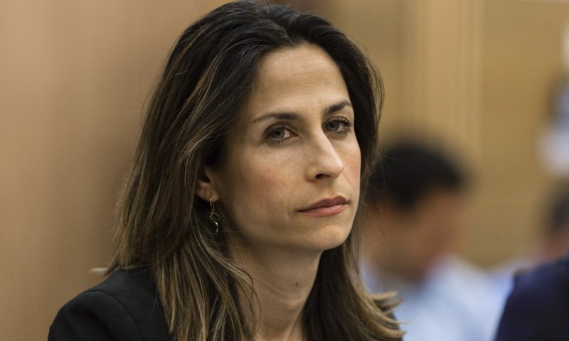 עוד מכה לגנץ: ח"כית נוספת נוטשת את 'כחול לבן'