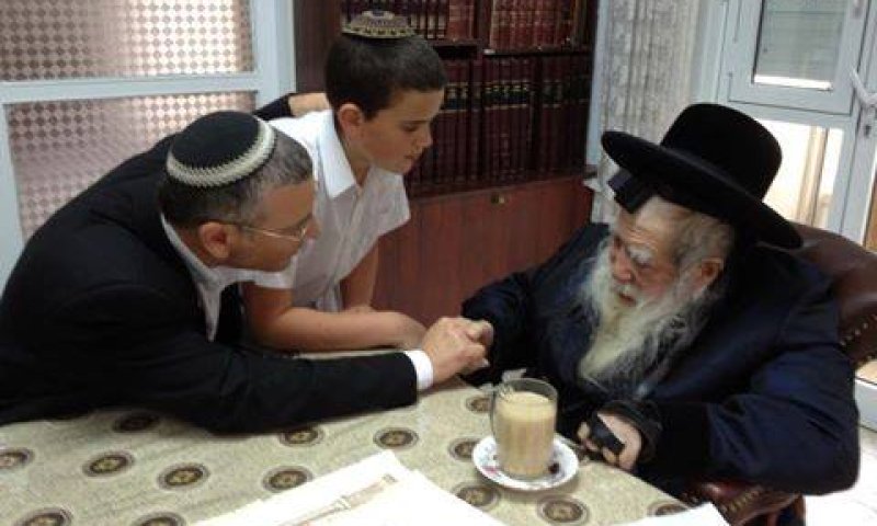 כשהאדמו"ר מערלוי אמר שהרב לאו גורם לו צער