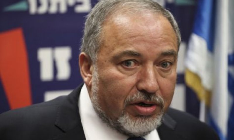 ליברמן מתעקש: לתיק הביטחון אין קשר למנדטים