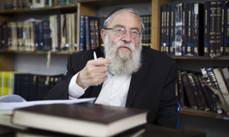 "הלהט"בים גורמים להולדת ילדים אומללים". האזינו