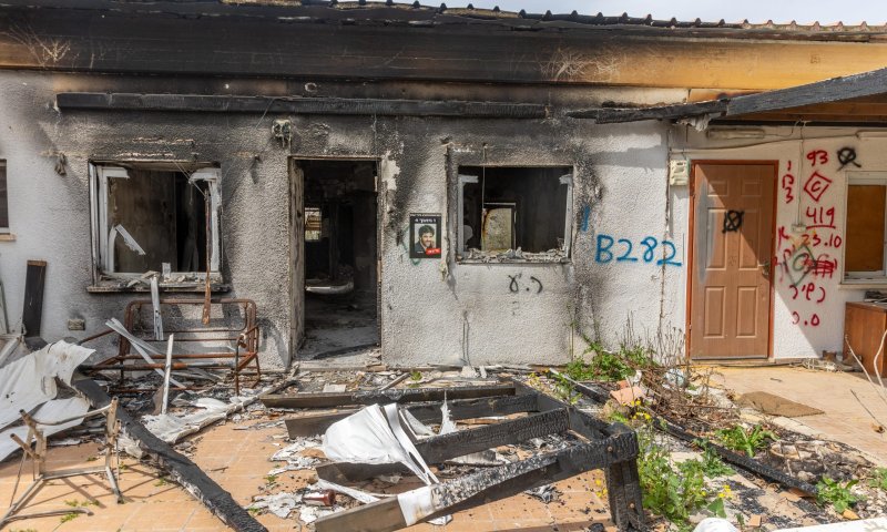 משפחות החטופים קוראות לנתניהו: קיימו דיון קבינט בניר עוז