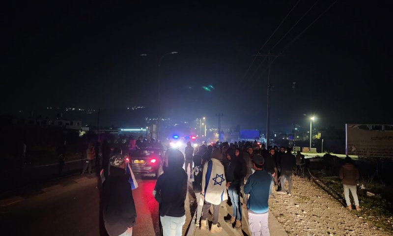 3 פצועים בהפגנה בחווארה; יהודים הציתו רכבים