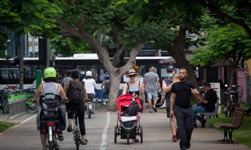 כתב אישום: 2 צעירים מאלעד דקרו ללא סיבה עובר אורח בתל אביב