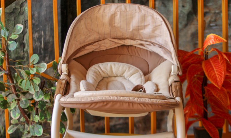 הזוג היולד התארחו לסעודת שבת והופתעו לזהות המארח