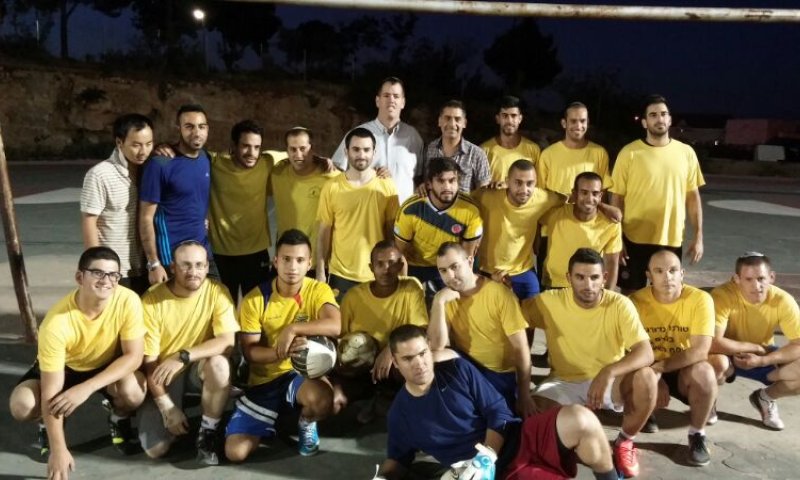 לזכר שלושת החטופים: קבוצת כדורגל חדשה