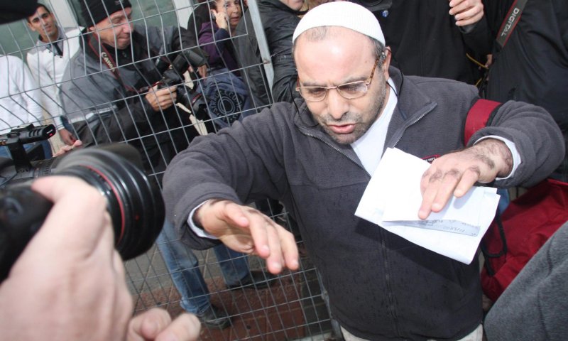 המשטרה תפתח בחקירה נגד רוצח פעיל שלום עכשיו